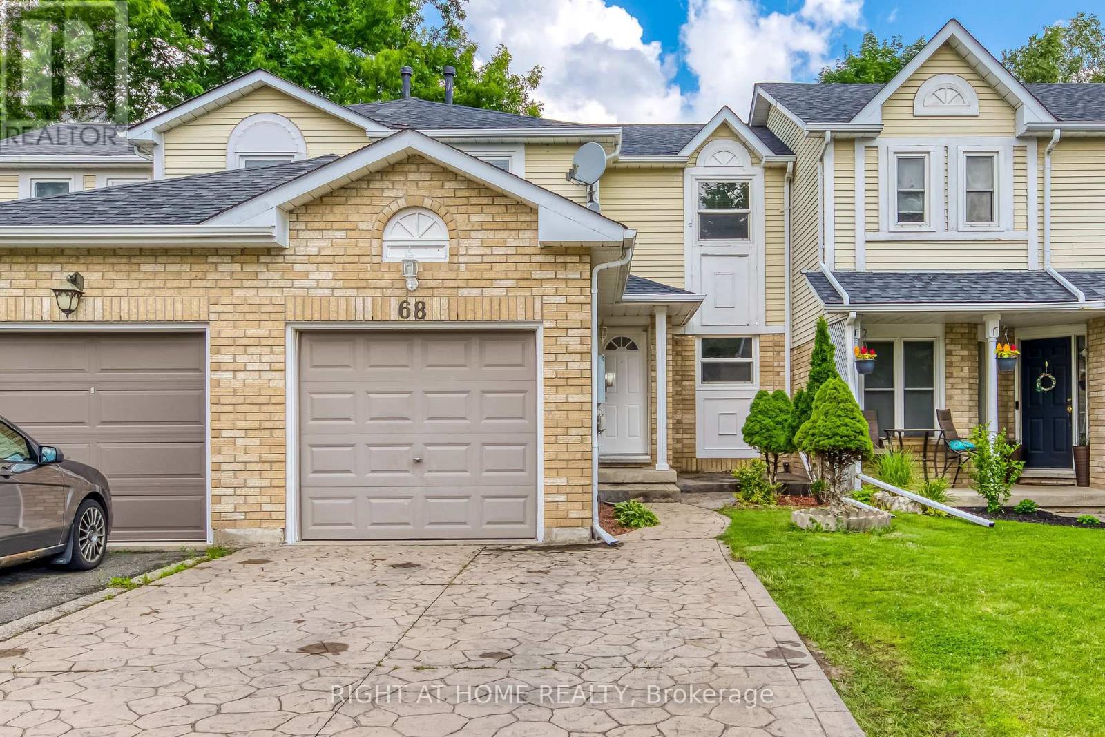 68 MIDDLEMISS CRES CRESCENT