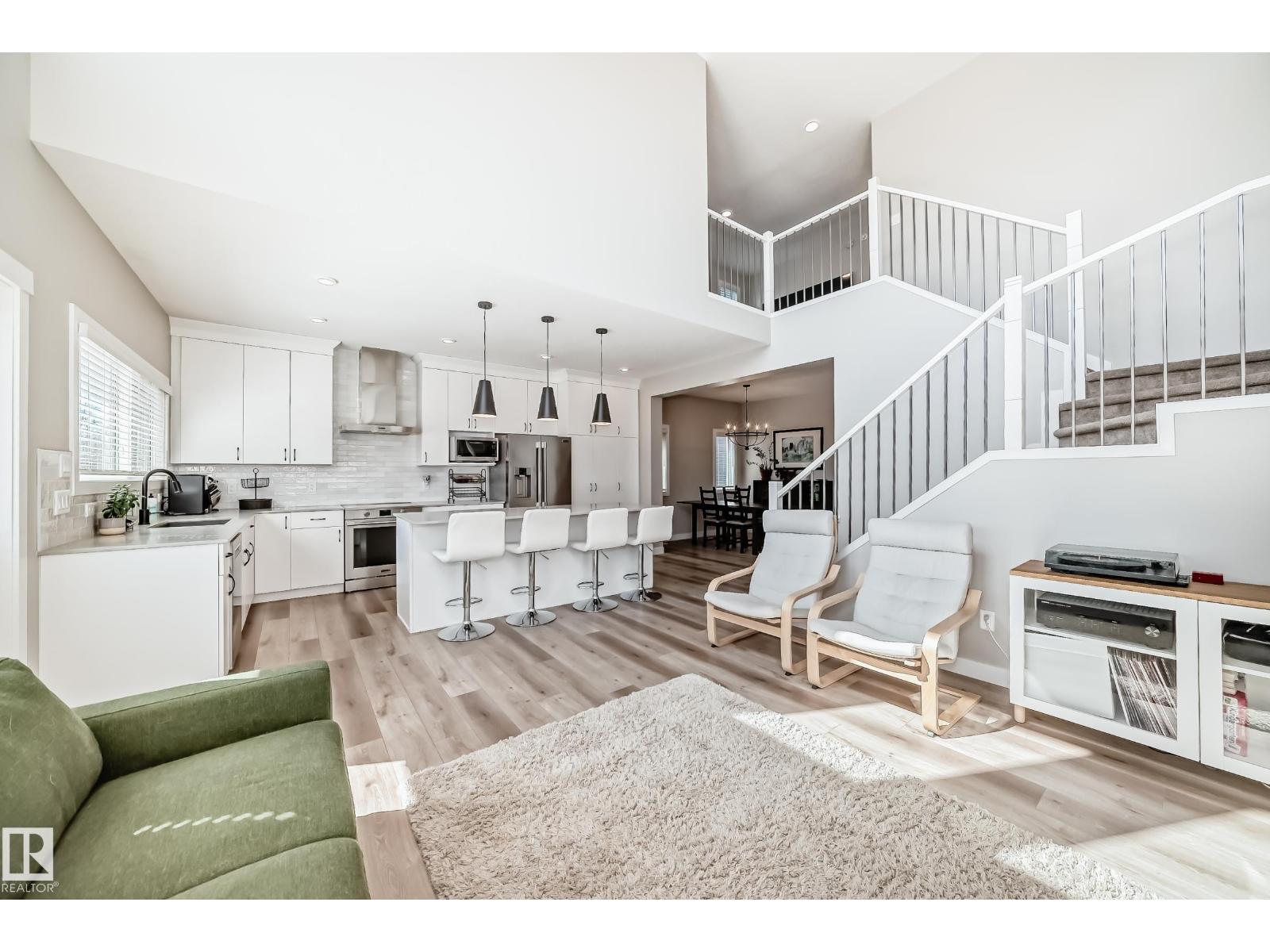 6259 175 AV NW
