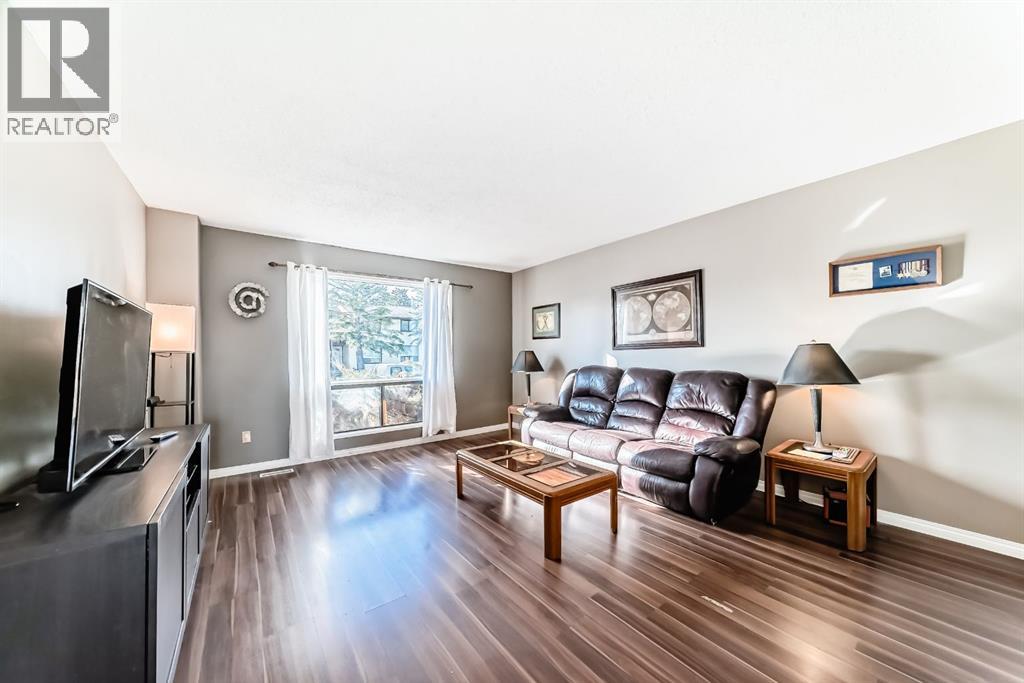 144 Silvergrove Road NW