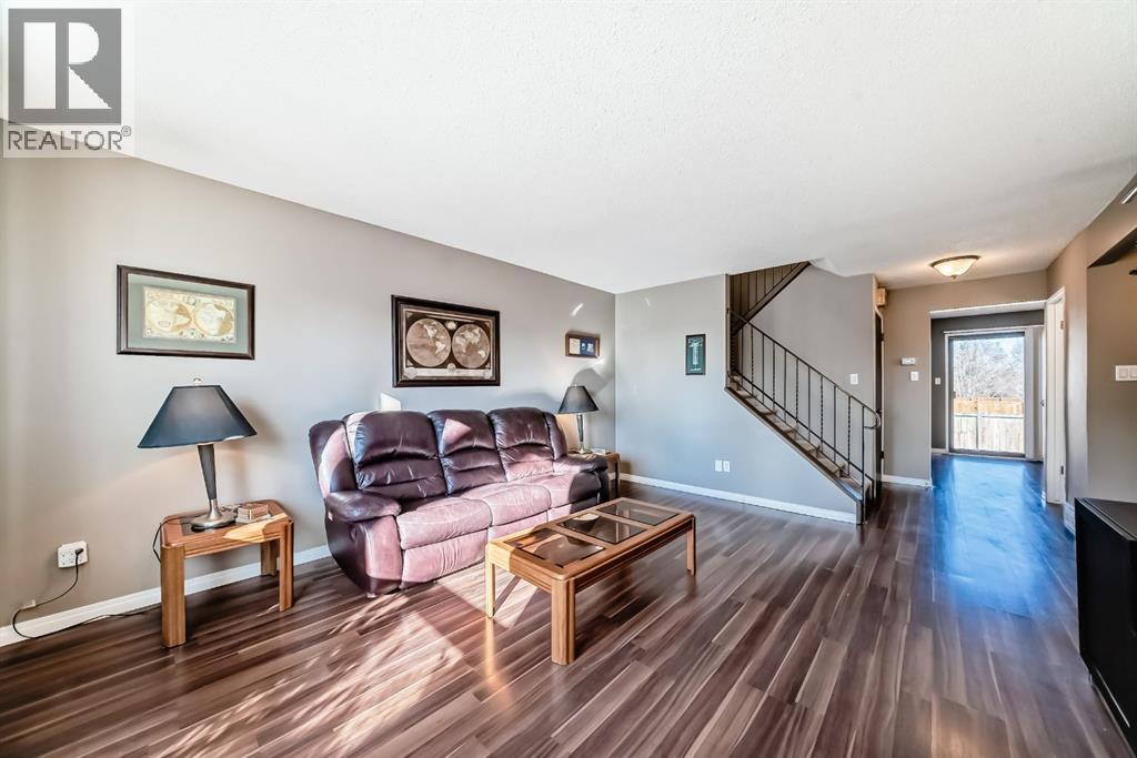 144 Silvergrove Road NW