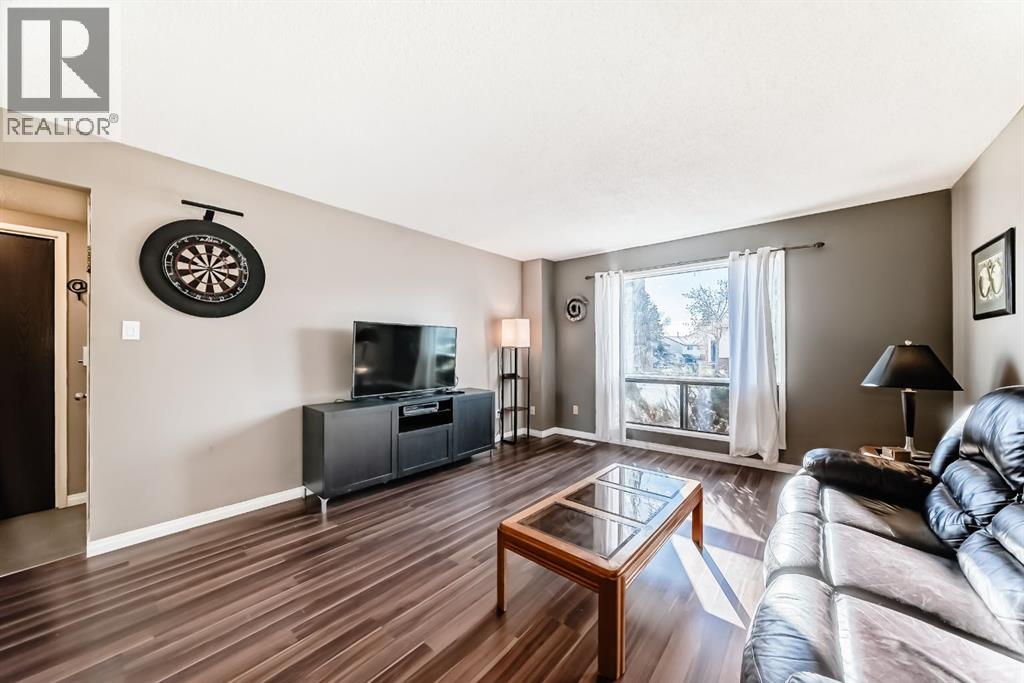 144 Silvergrove Road NW