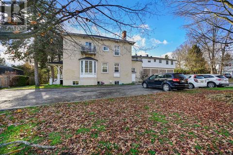 10 BELVEDERE PLACE Brockville ON K6V3A4