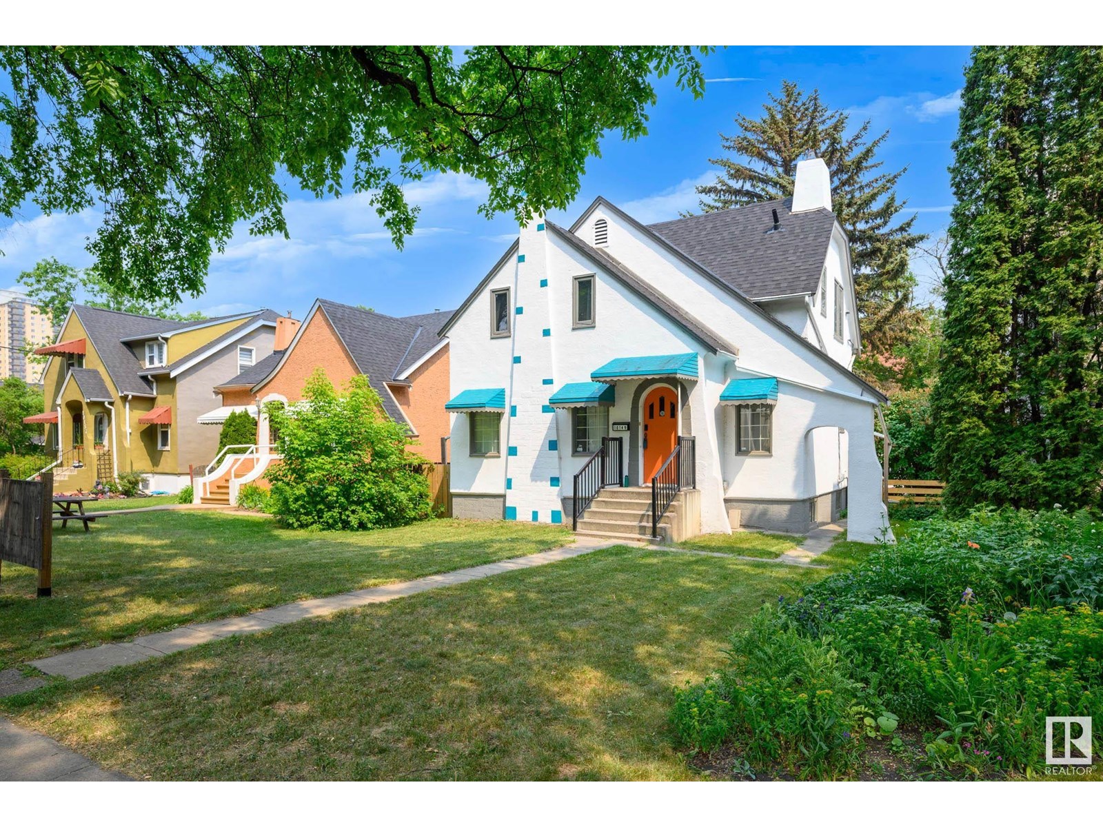 10149 122 ST NW