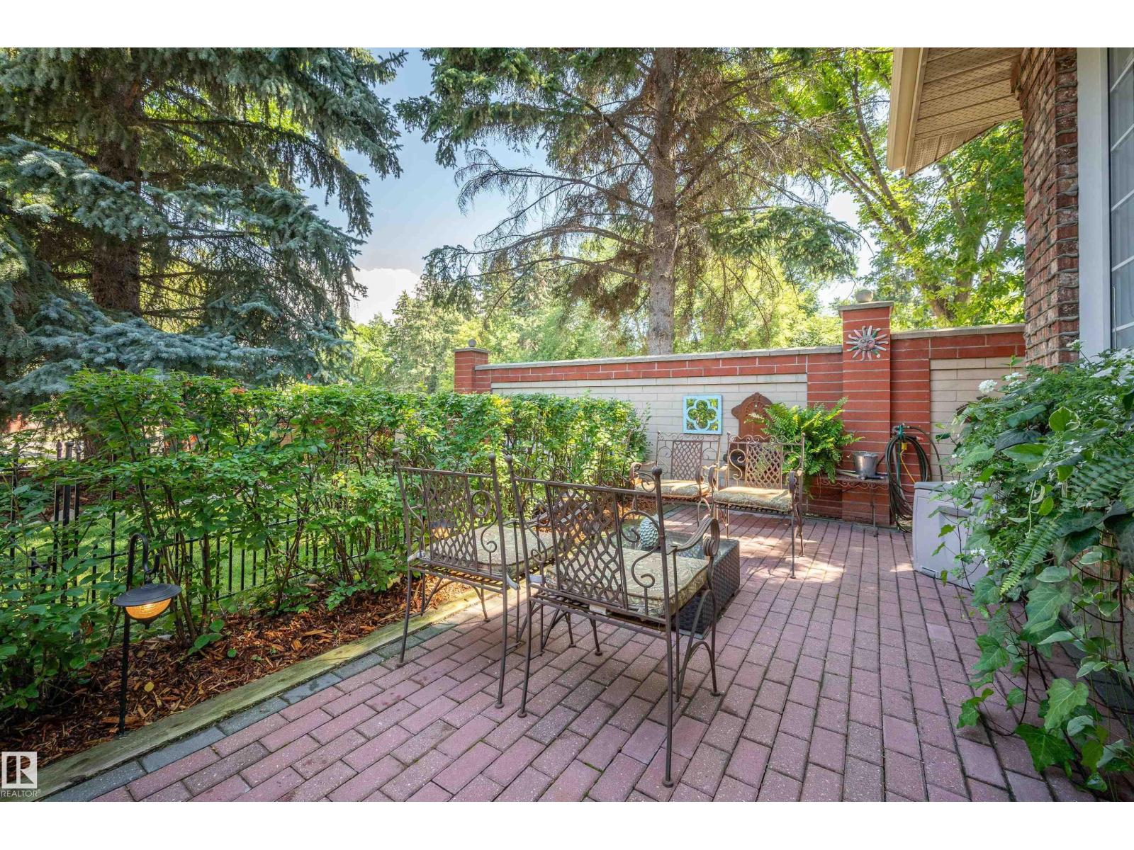 49 BERRYMORE DR