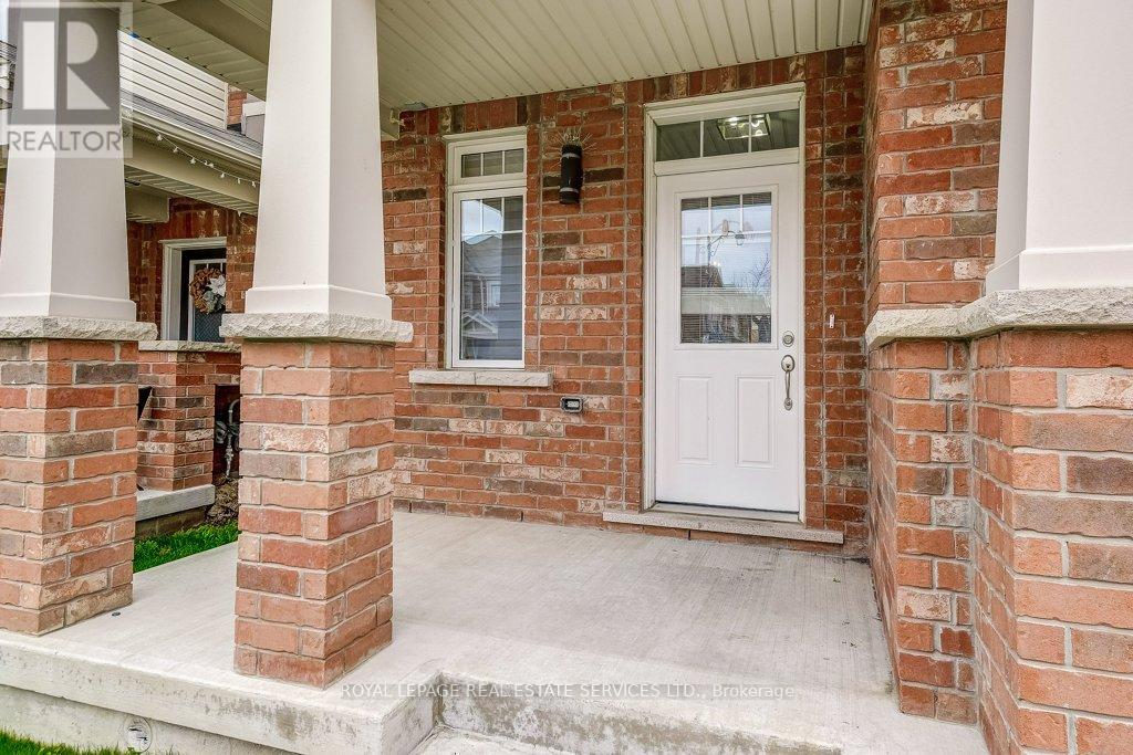 329 GOODING CRESCENT