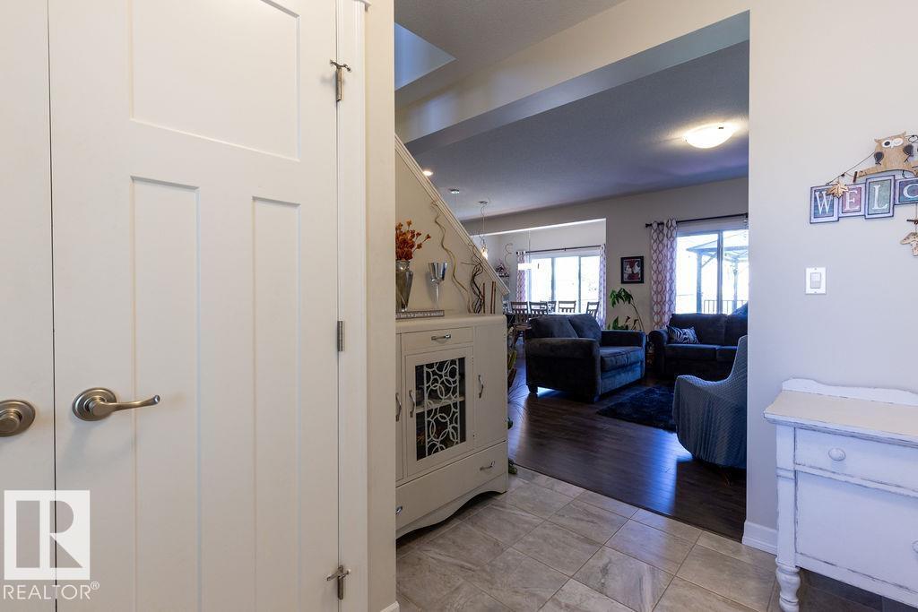 14207 138 ST NW NW