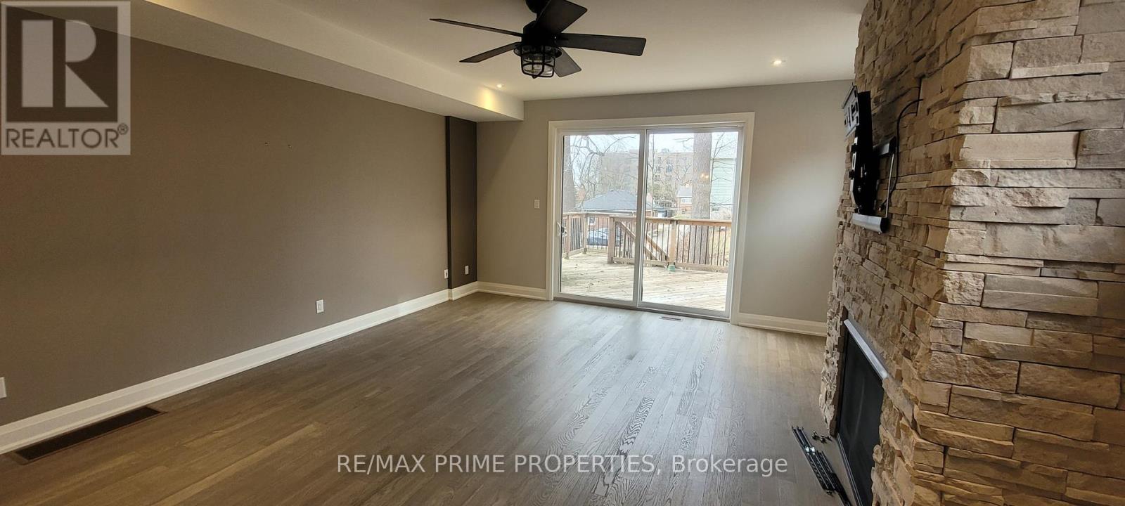 88C CLAPPERTON STREET