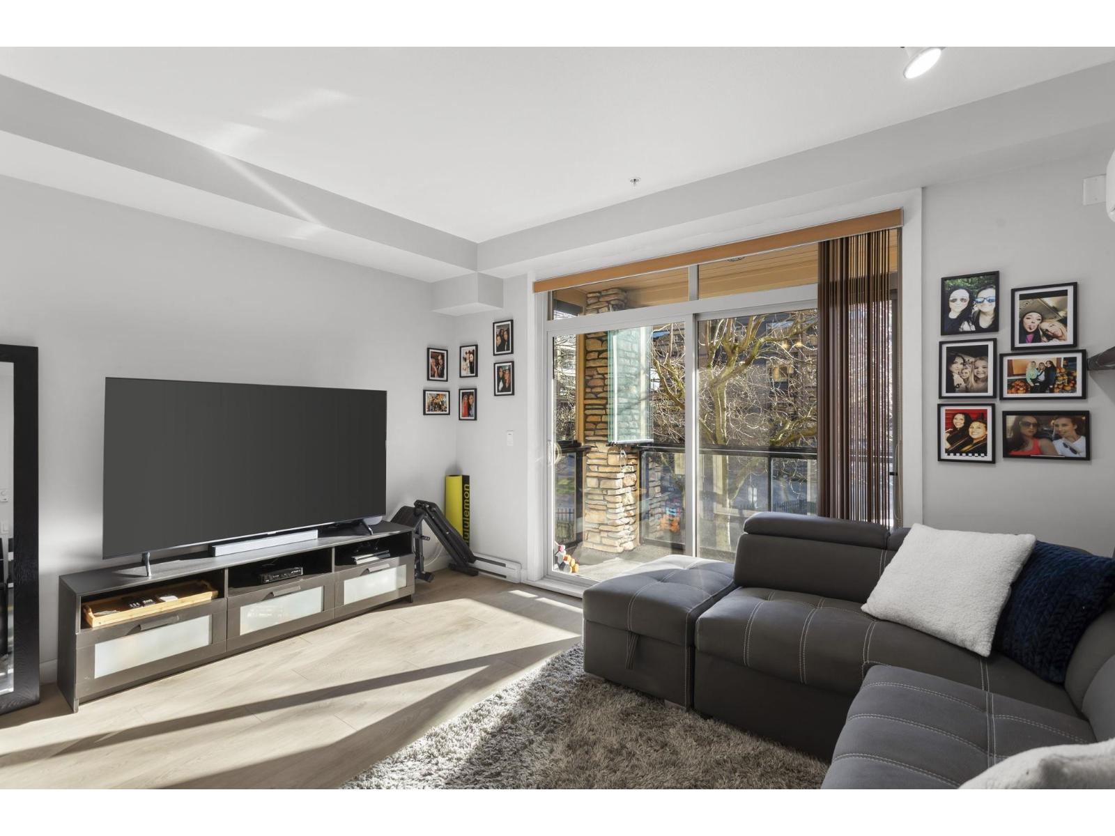 253 8258 207A STREET