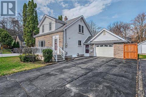 19 LYNDSAY STREET Brantford ON N3T2C5