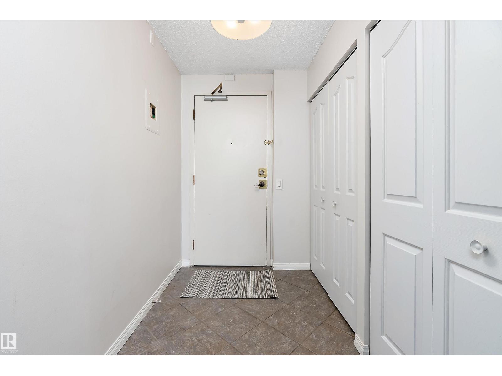 #901 10145 109 ST NW