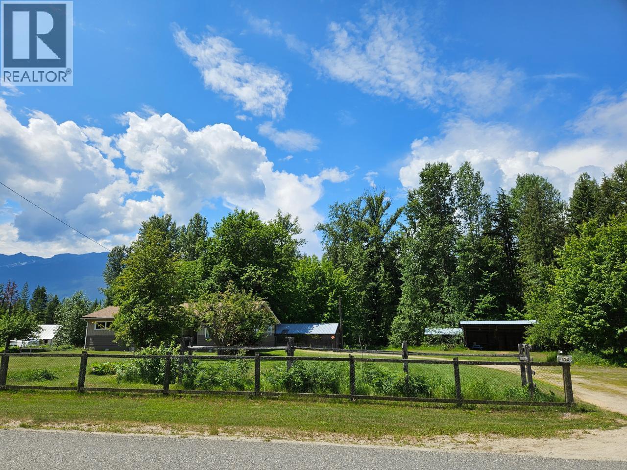 432 ALEXANDER Road