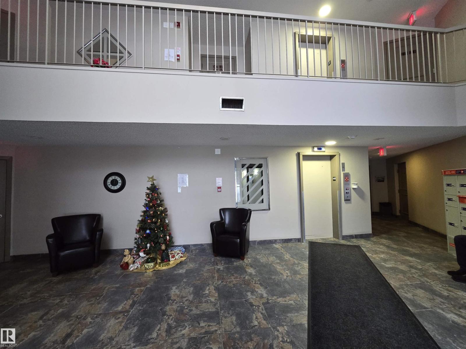 #114 5520 RIVERBEND RD NW