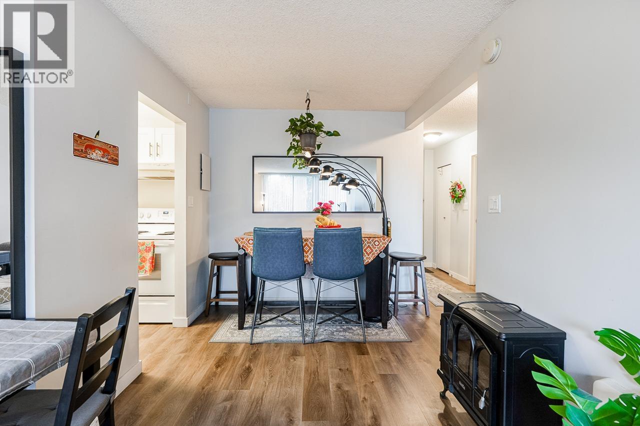 405 9300 PARKSVILLE DRIVE