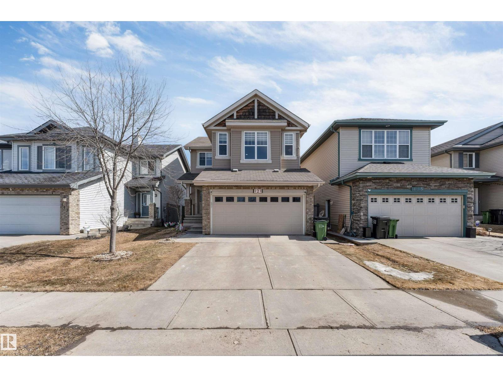 121 64 ST SW