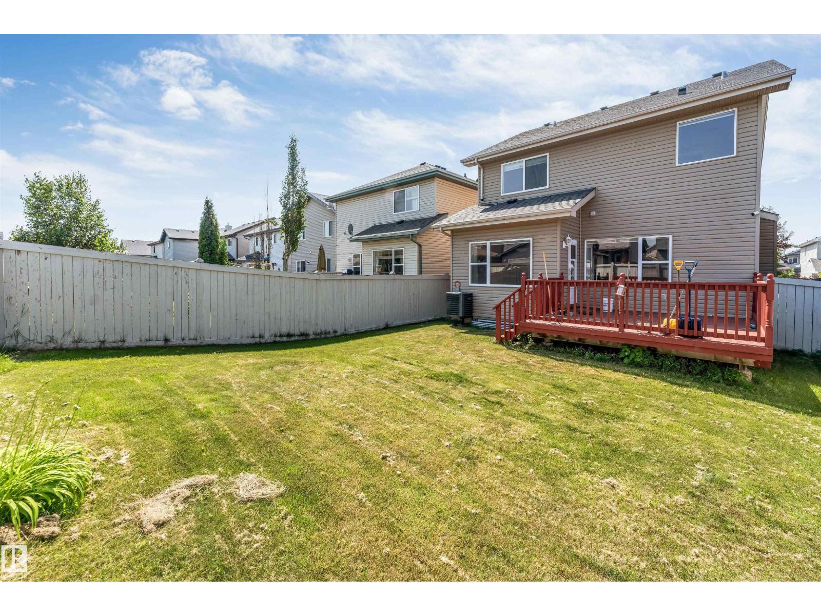 121 64 ST SW