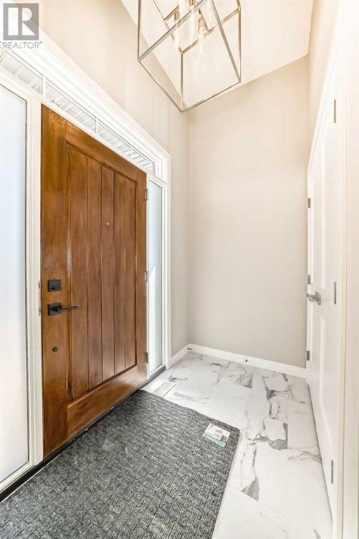 215 Greenwich Drive NW