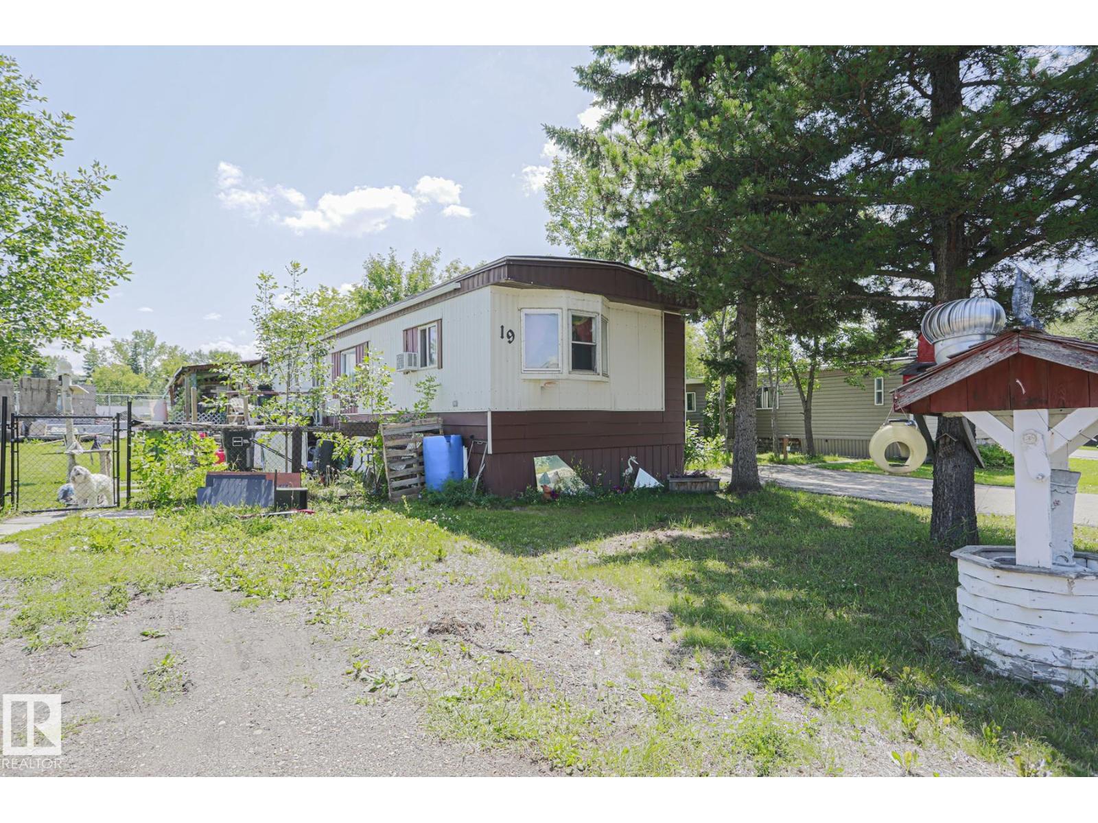 19 Ridgeway DR NW NW