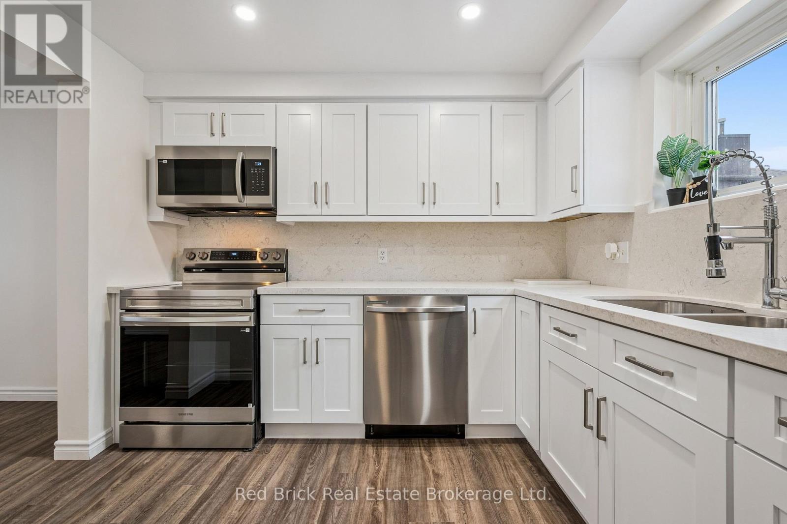 61 - 539 WILLOW ROAD