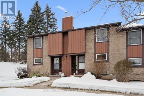 61 - 539 WILLOW ROAD Guelph (Willow West/Sugarbush/West Acres) ON N1H7G3