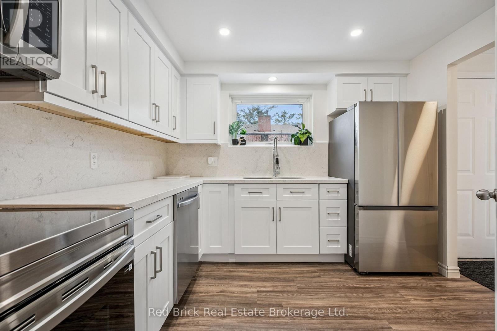 61 - 539 WILLOW ROAD