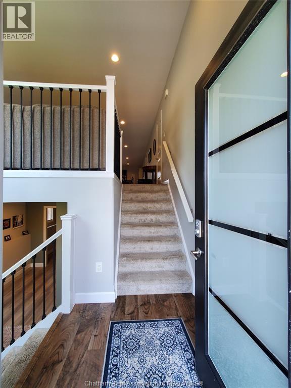 256 Moonstone CRESCENT