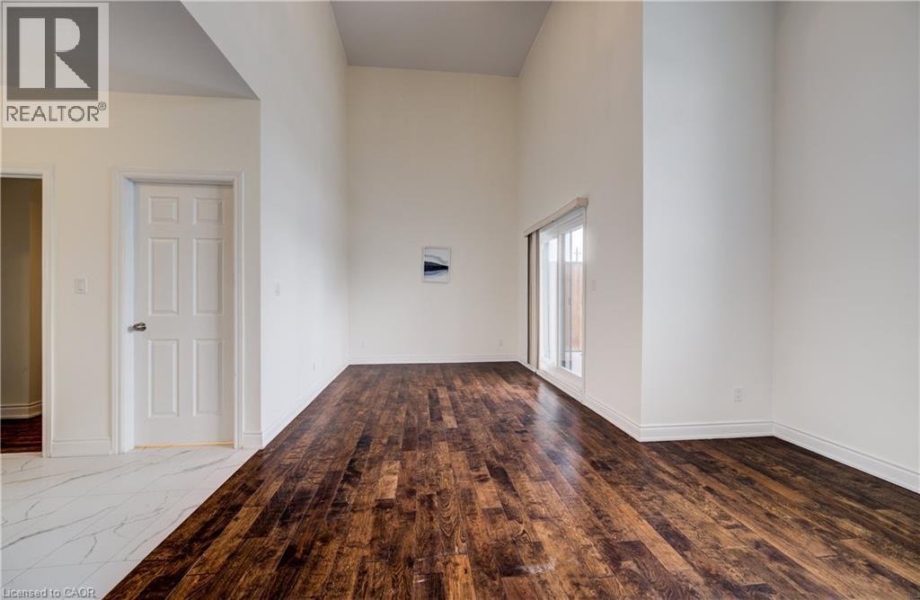 255 WOOLWICH Street Unit# 206