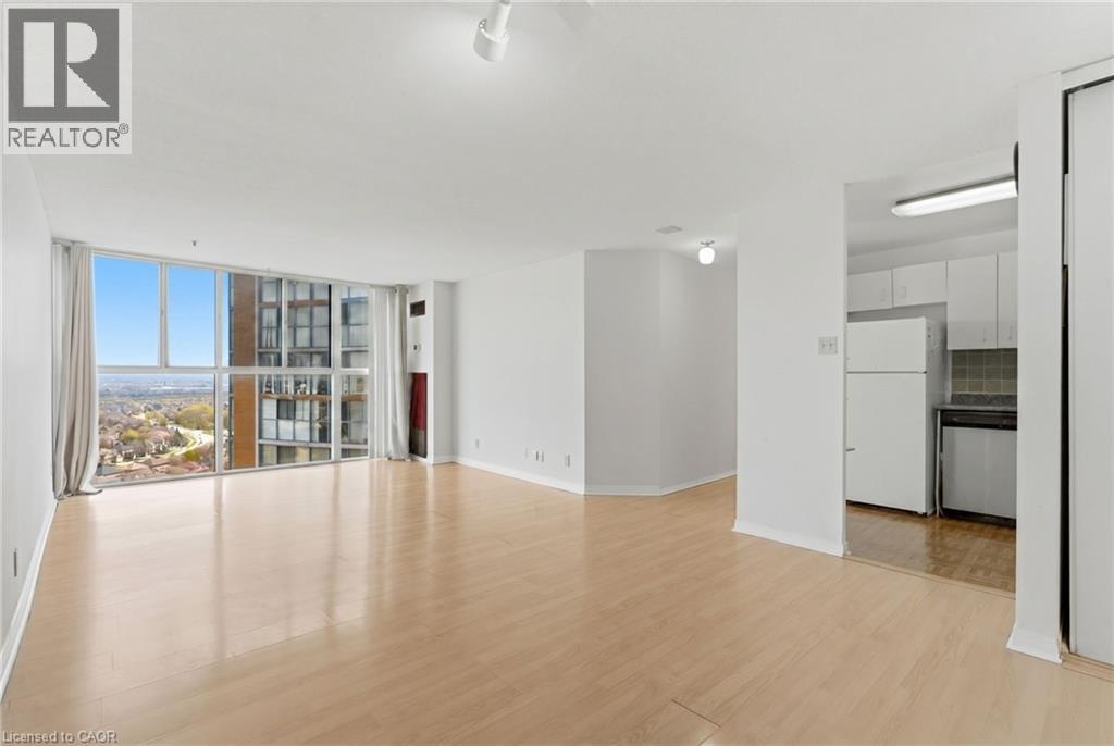25 TRAILWOOD Drive Unit# 2206