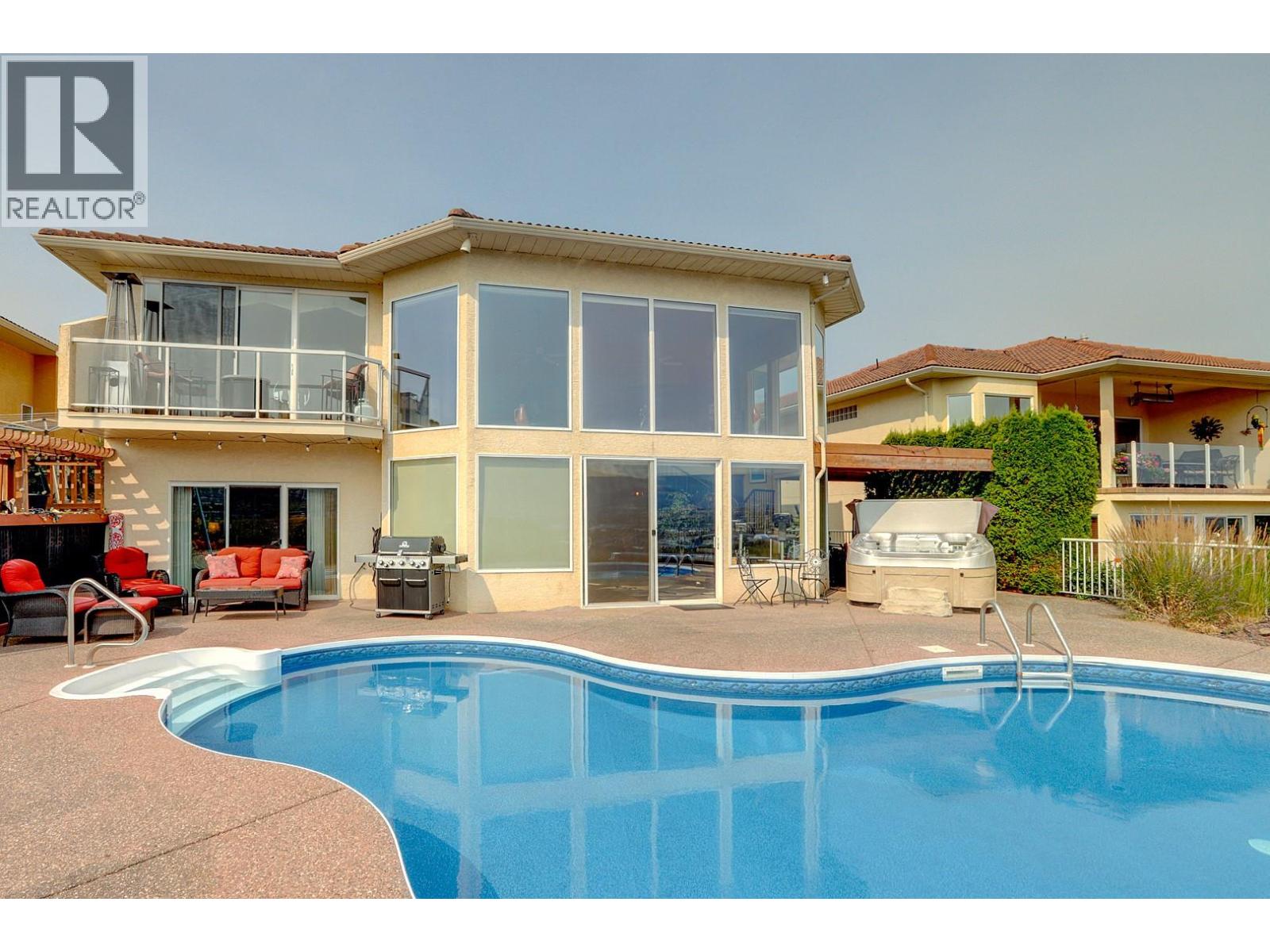 301 Country Estate Place