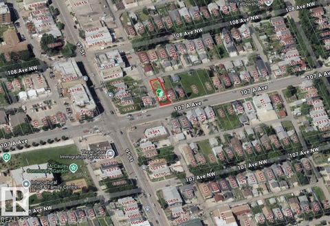 9352 107A AV NW Edmonton AB T5H0Z3