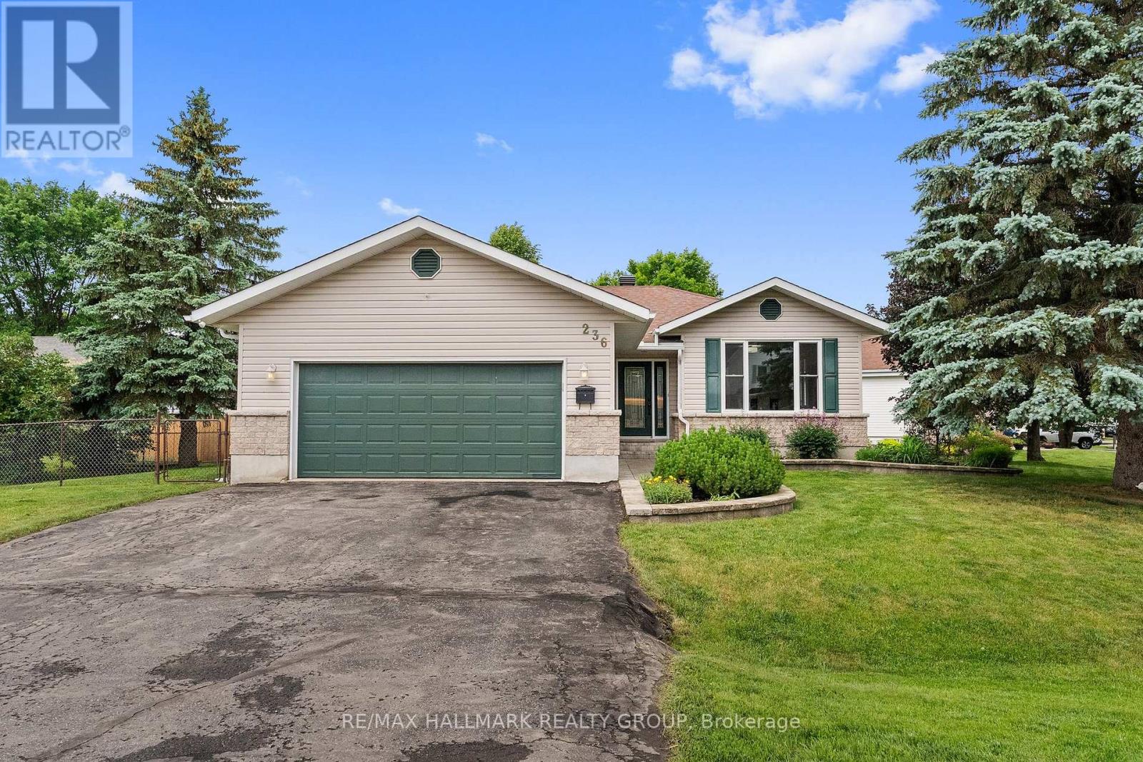236 VANIER CRESCENT