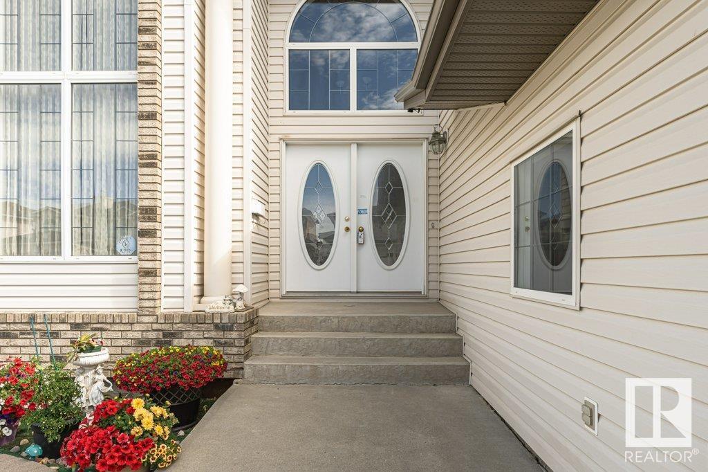 7220 161 AV NW