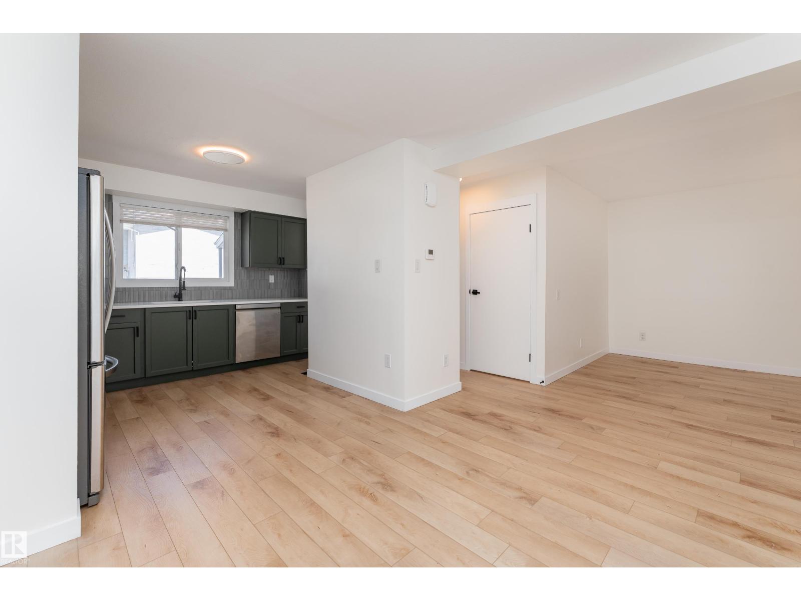 #10 1415 62 ST NW