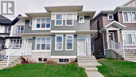 98 Edith Green NW Calgary AB T3R2B5
