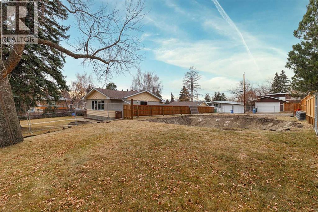 4215 Chippewa Road NW