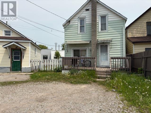91 Wellington ST W