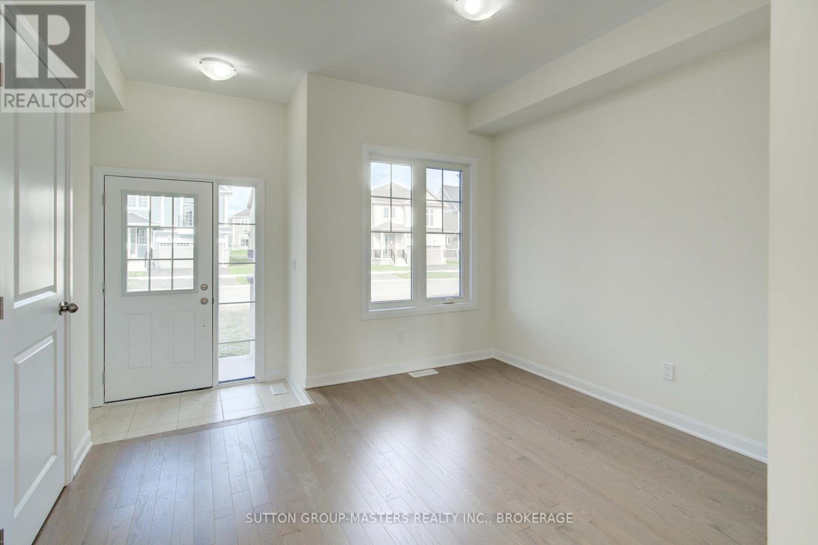 54 GOLF LINKS DRIVE
