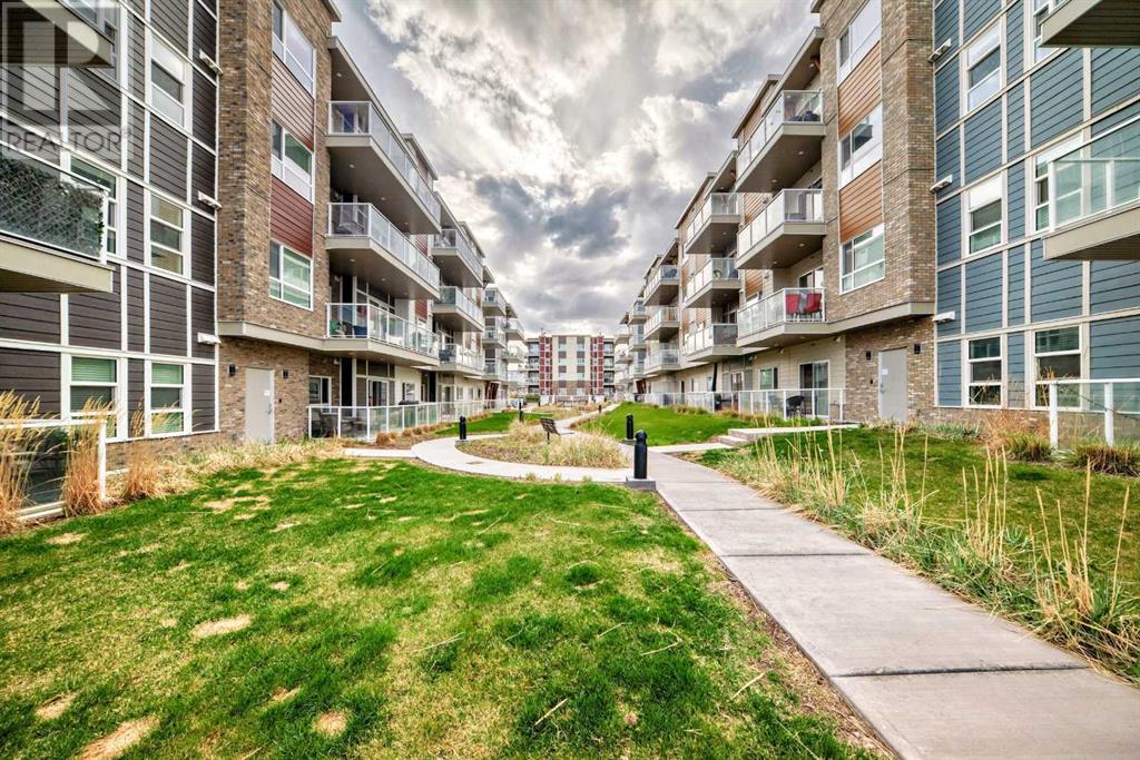 404, 100 Harvest Hills Place NE