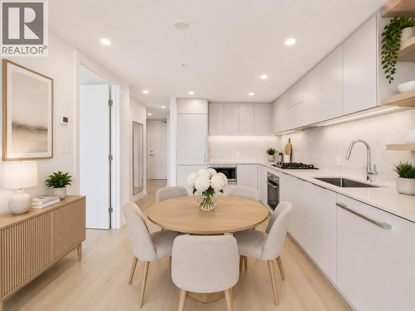 1604 311 ALDERSON AVENUE