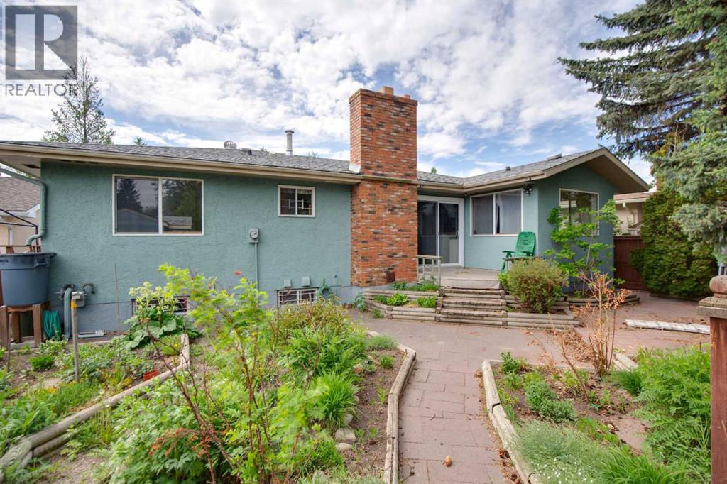 328 Norseman Road NW