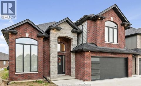 103 FENCELINE Chatham ON N7M0V9