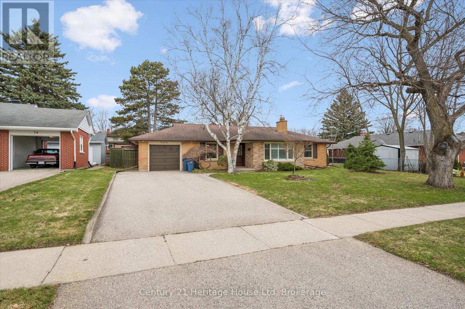 76 KENSINGTON STREET