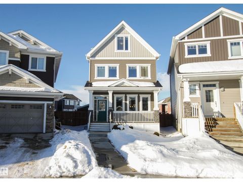 16752 15 AV SW Edmonton AB T6W3R6