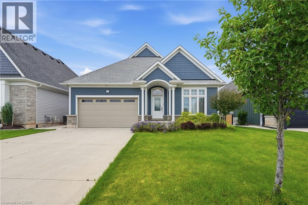 35 BUTLERS Drive N