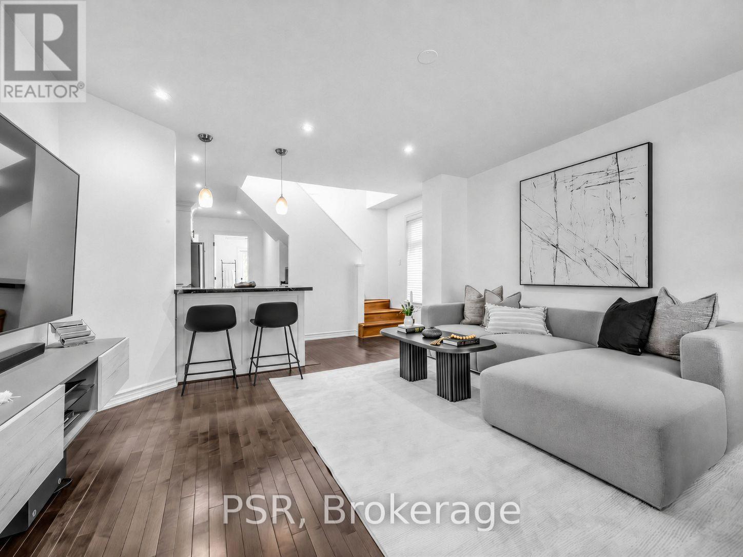 562 ARLINGTON AVENUE