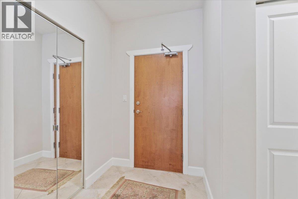 113 4211 BAYVIEW STREET