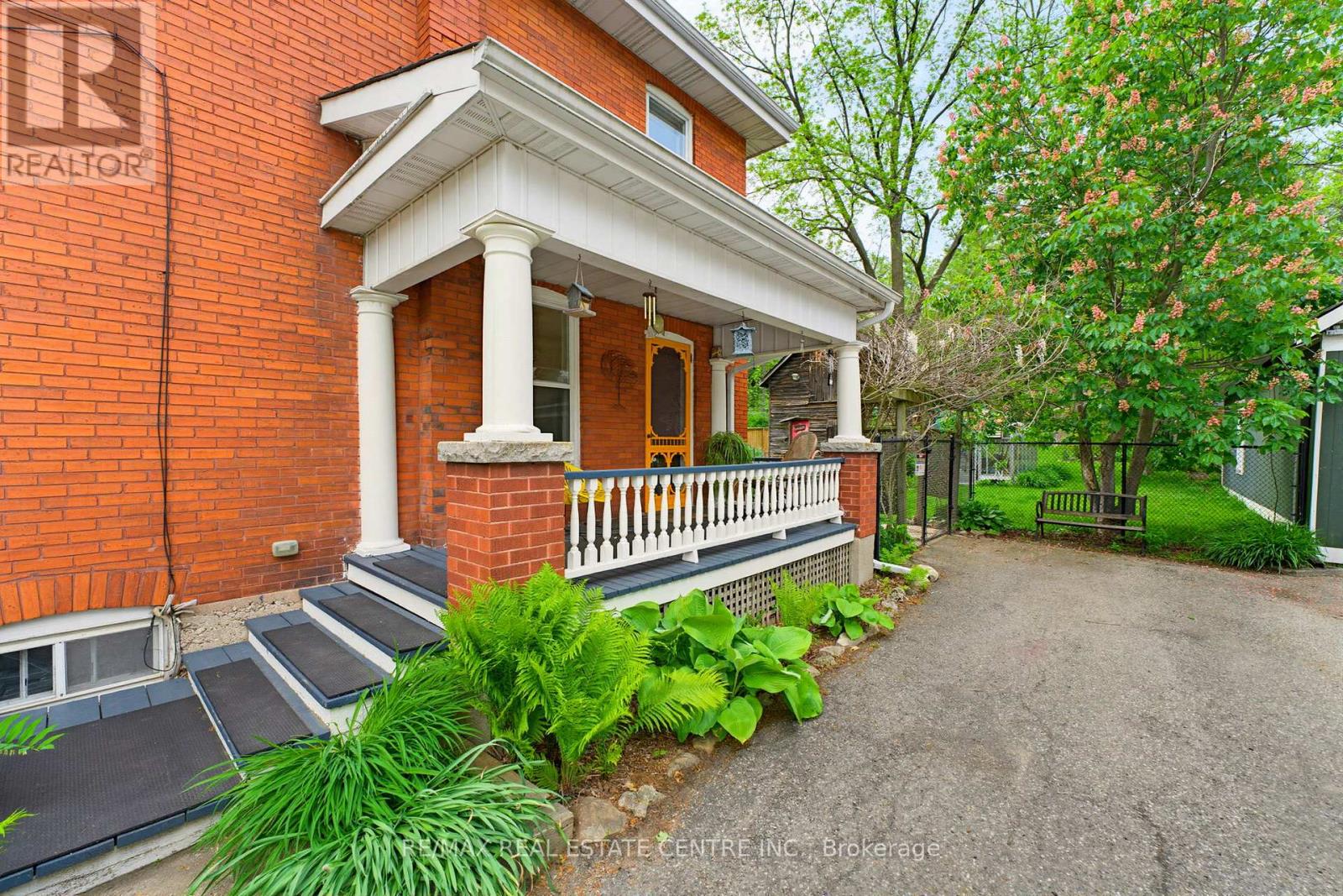 2589 JERSEYVILLE ROAD W