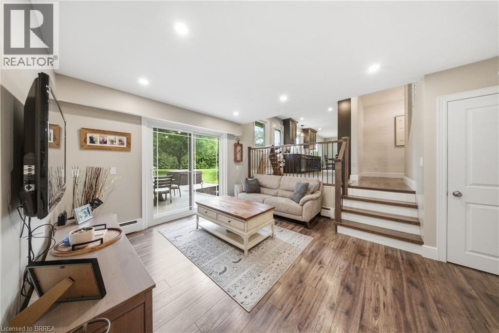 17 PLEASANT Crescent