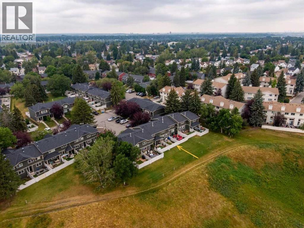 316 Queenston Heights SE