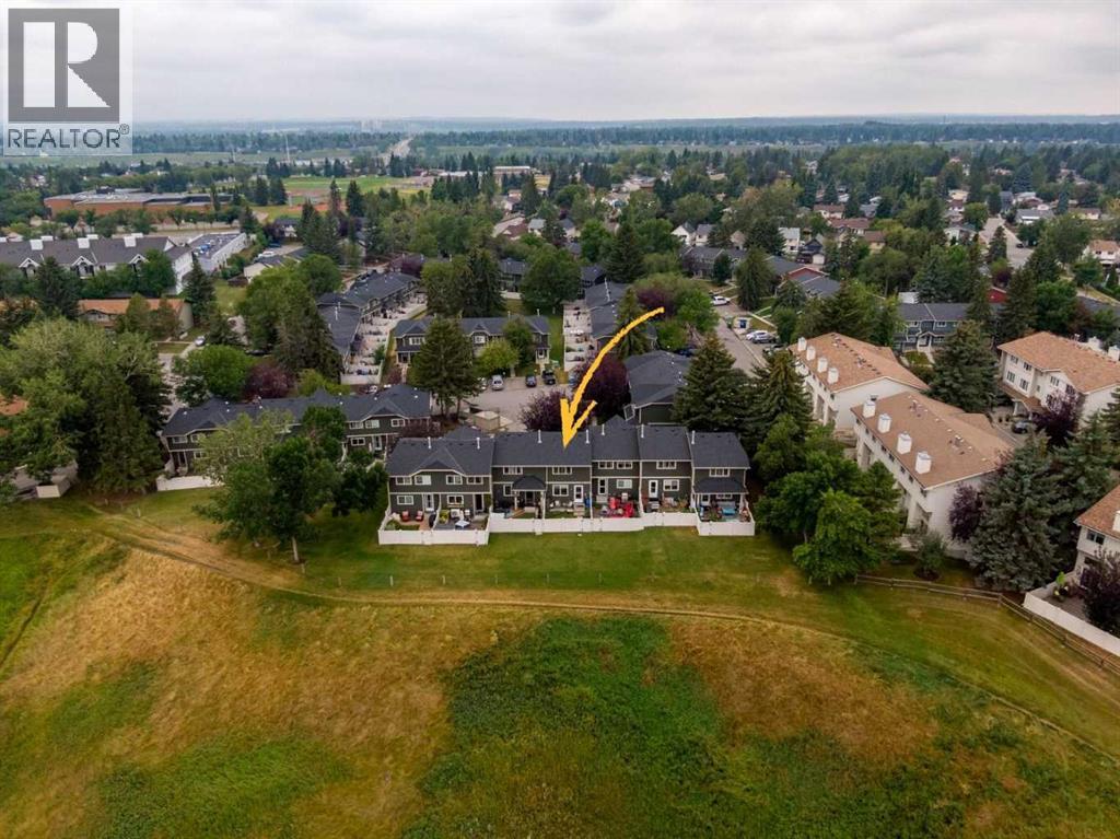316 Queenston Heights SE