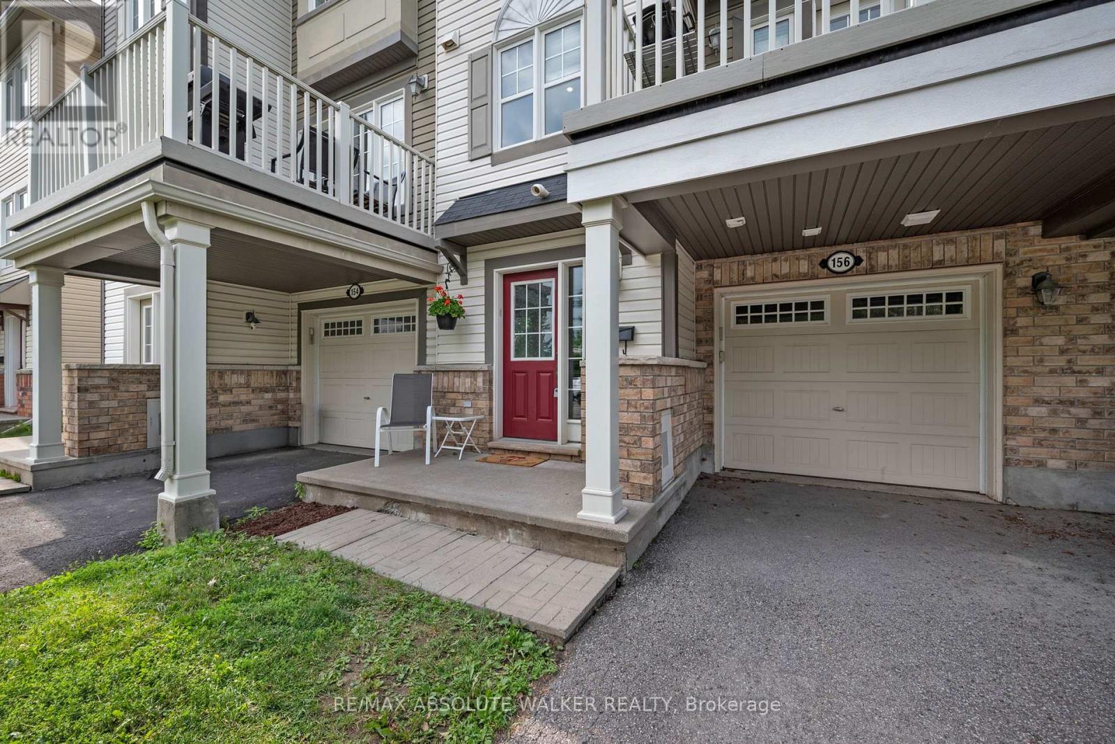 156 SUNSHINE CRESCENT